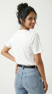 Good Vibes Daisy Graphic T-Shirt