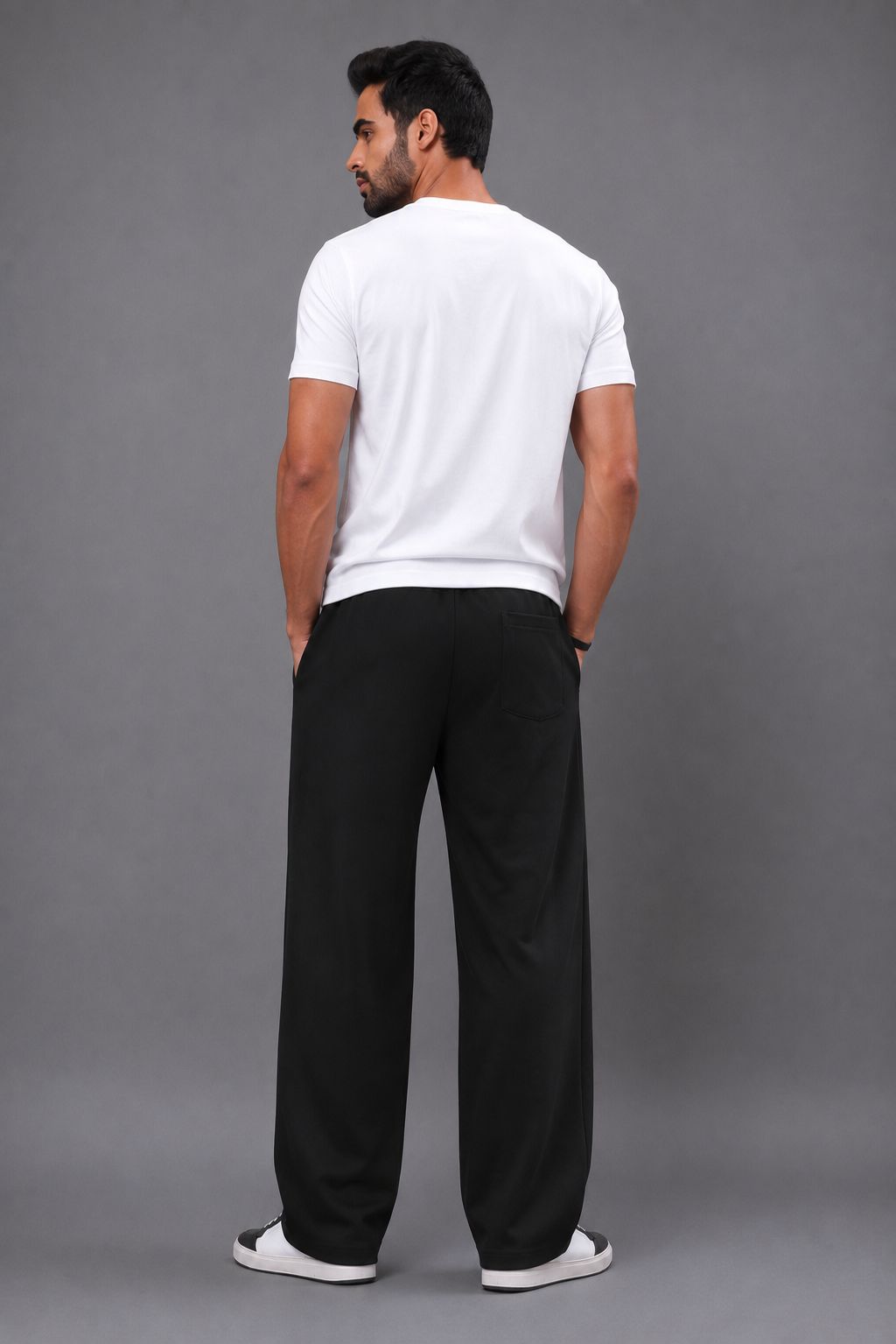 300 Gsm  Gravity Heavyweight Trackpants (Black)