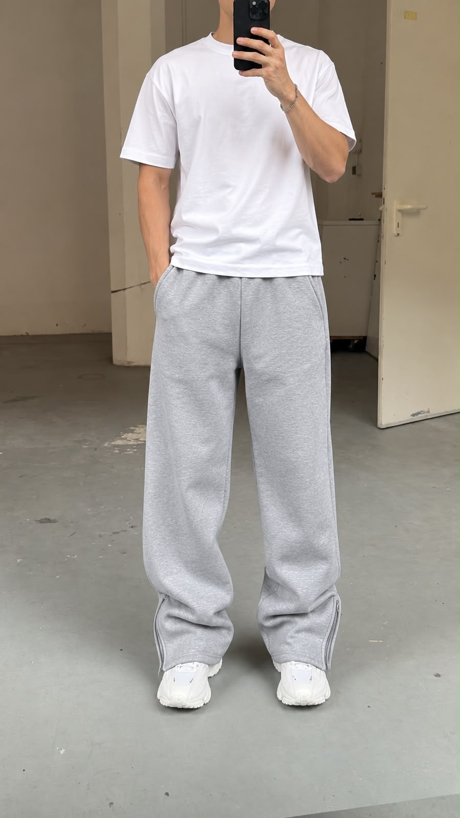 Heavyweight 350 GSM  Baggy Bottom Zip Trackpants ( Grey)-5
