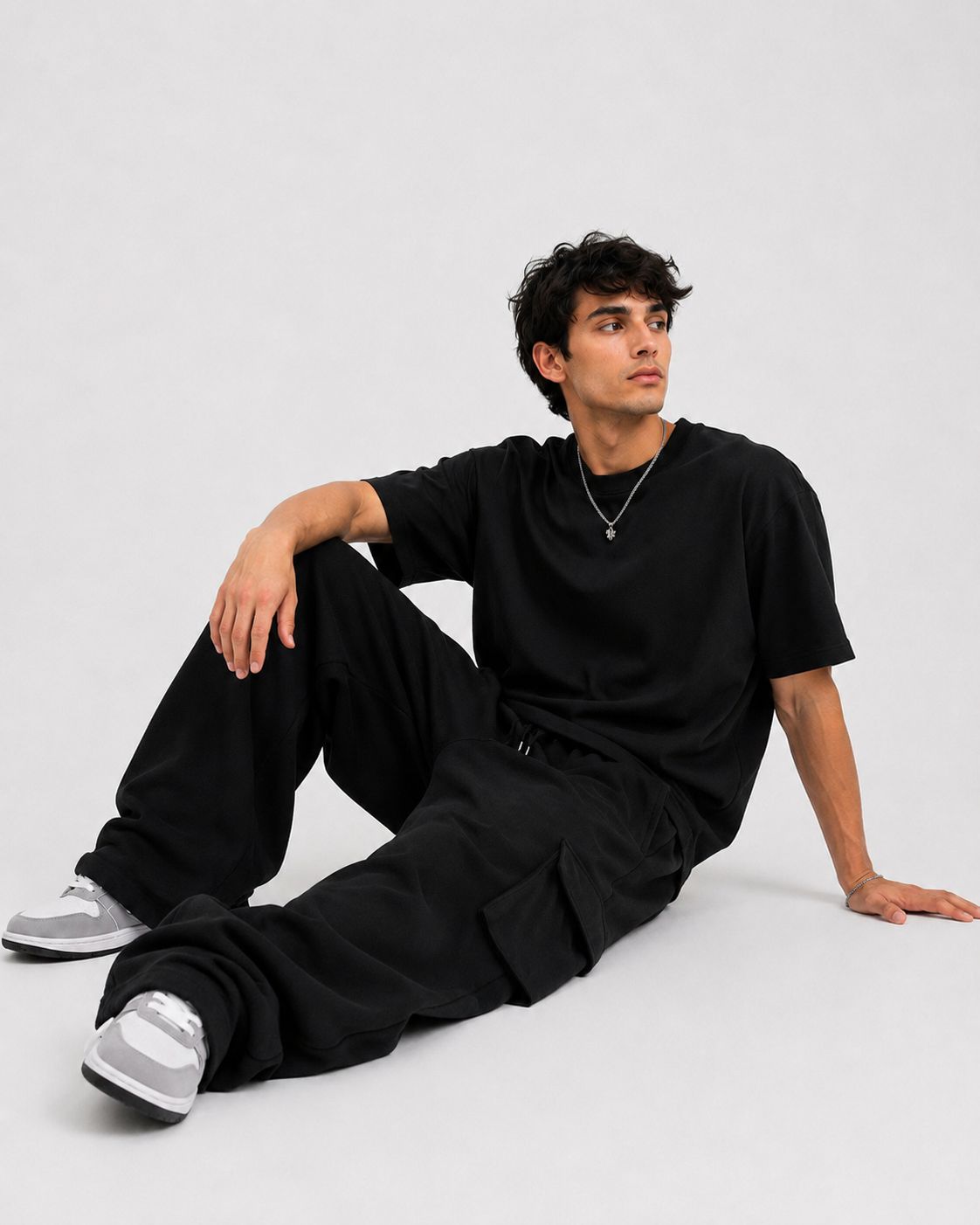 Relaxed Fit Cargo Trackpants – Black 260 Gsm-3