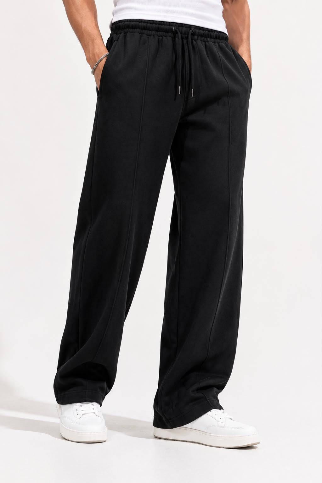 300 Gsm  Gravity Heavyweight Trackpants (Black)