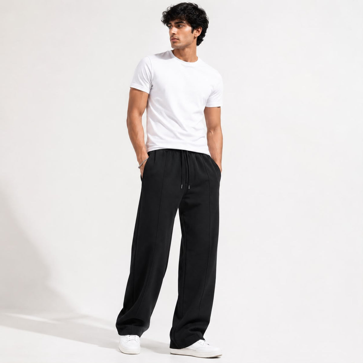 300 Gsm  Gravity Heavyweight Trackpants (Black)-5